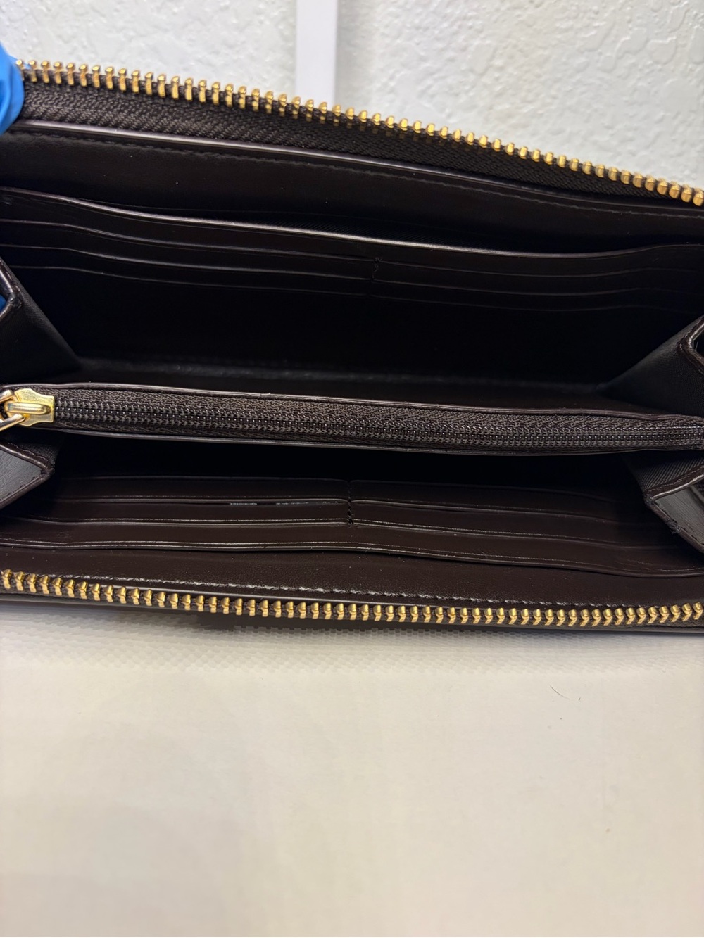NWOT Coach Brown Signature “C’s”Long Zip Accordion Wallet - Picture 8 of 13